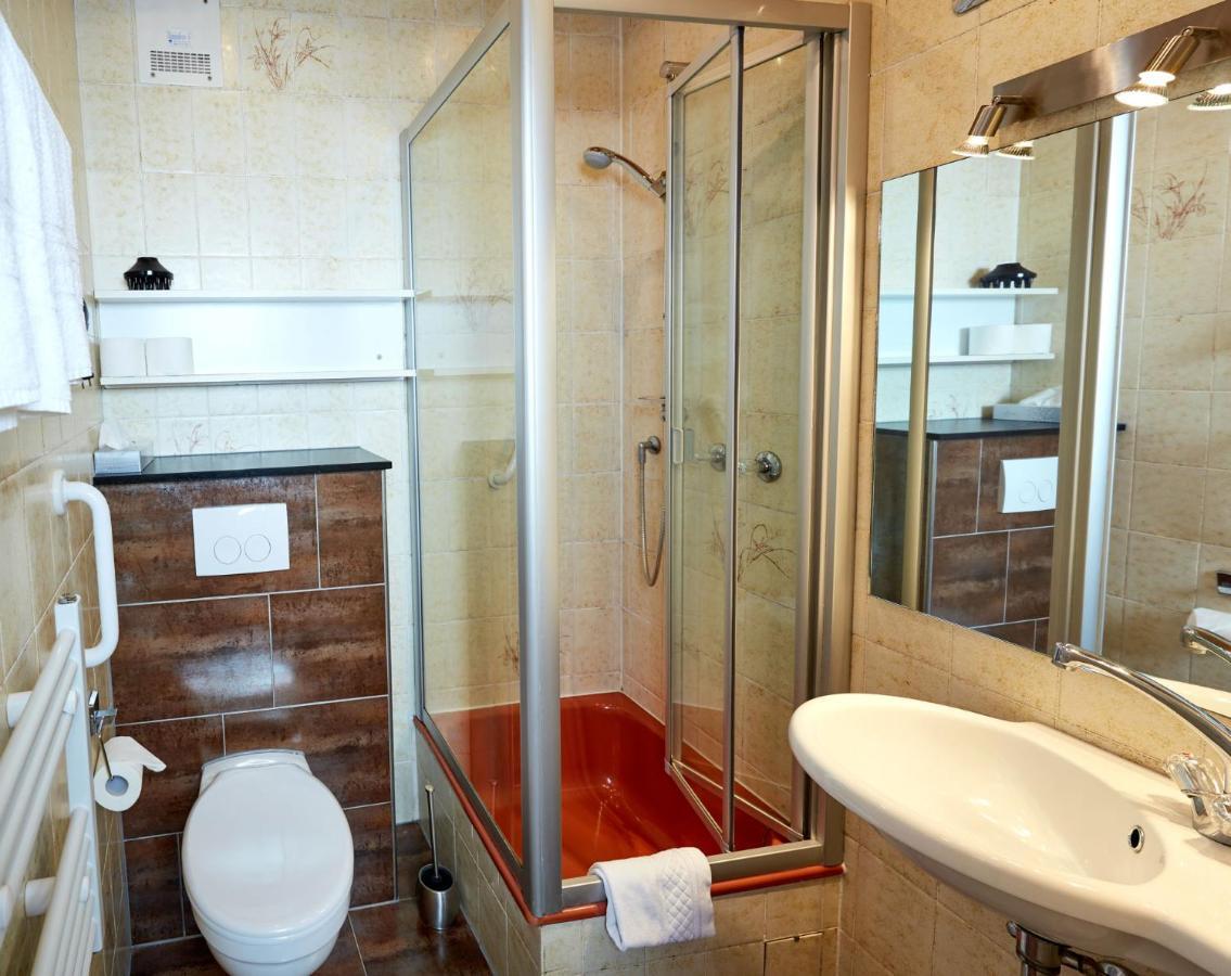 Lutzerath Hotel-Restaurant Maas מראה חיצוני תמונה